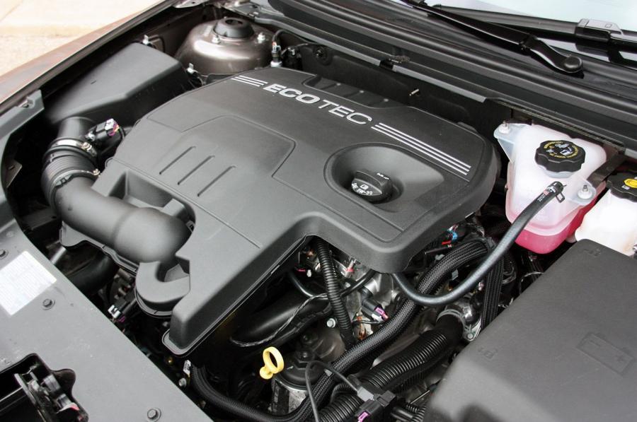  Chevrolet Malibu 2010 года  (фото 26 из 38)